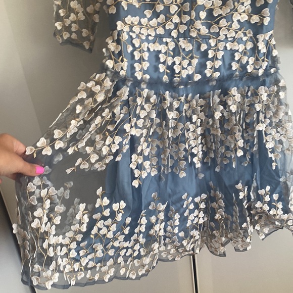 BCBGMAXAZRIA Dress - Picture 4 of 8